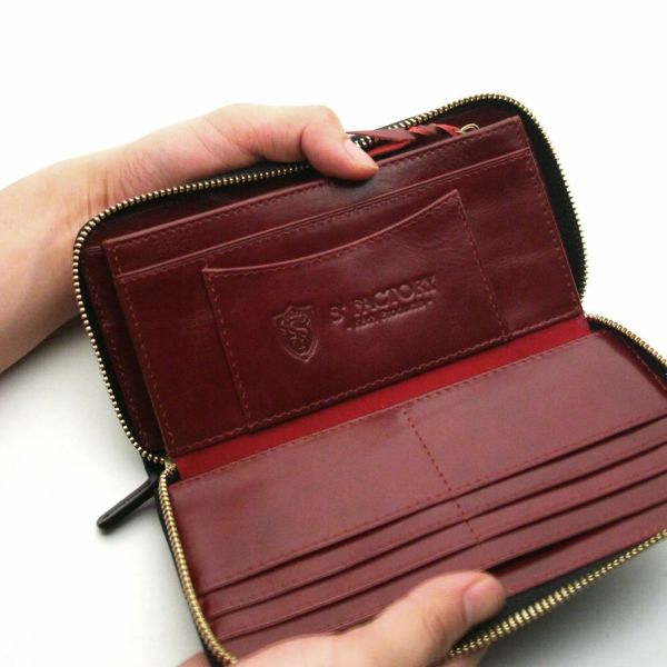 レザーブランドS'FACTORY フリースタイル ファスナーウォレット ブラックパイソン（ヘビ革）メンズ革財布