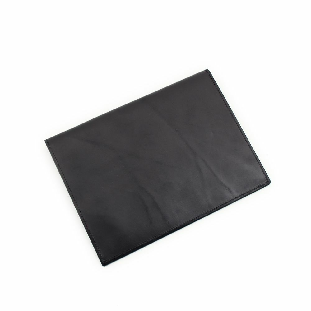 ドキュメントケース Mサイズ 栃木レザー ブラック（牛革）│メンズ革