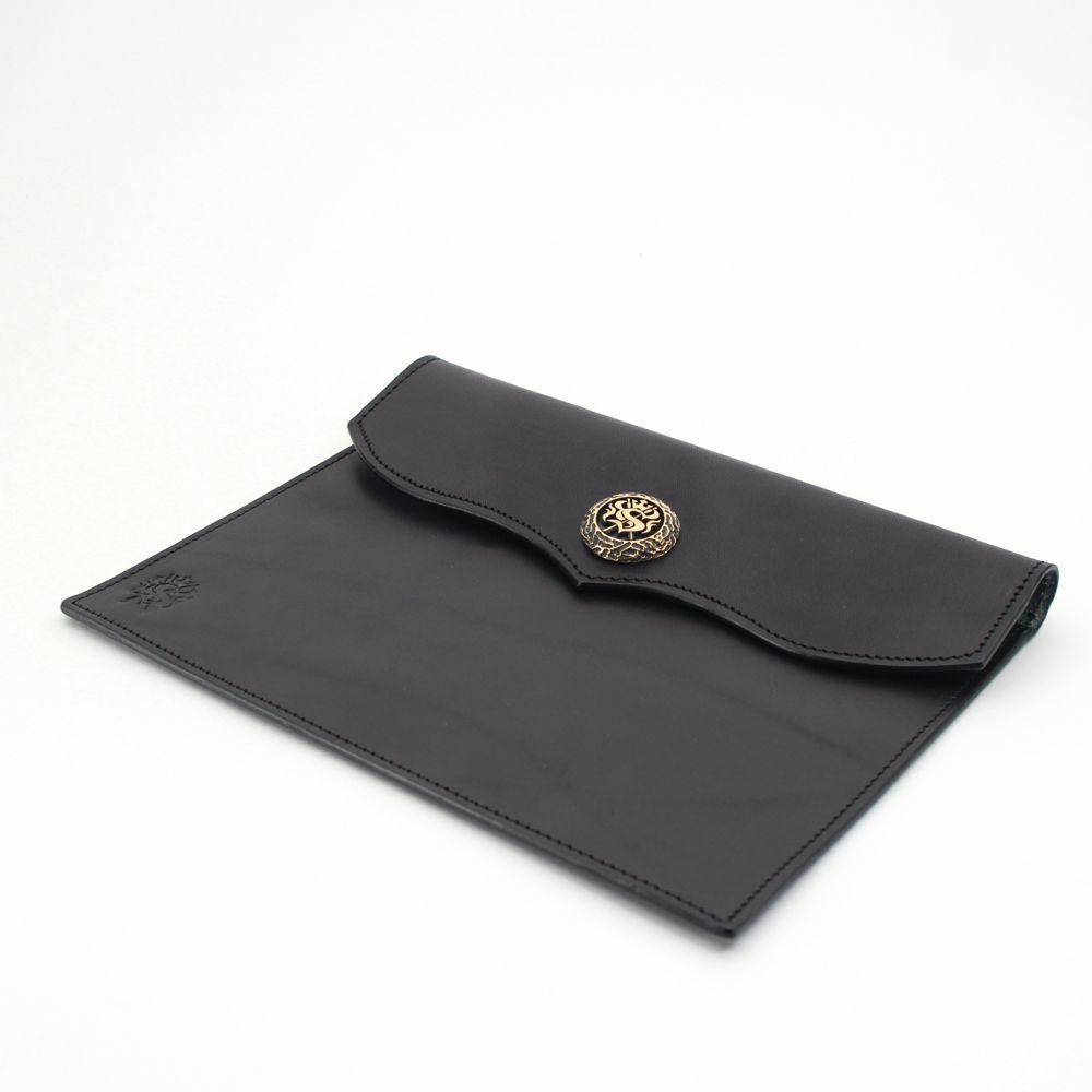 ドキュメントケース Mサイズ 栃木レザー ブラック（牛革）│メンズ革