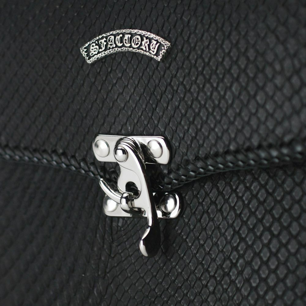 レザーブランドS'FACTORY 縁編みセカンドバッグ ブラックパイソン（ヘビ革）メンズ ブリーフケース バッグ