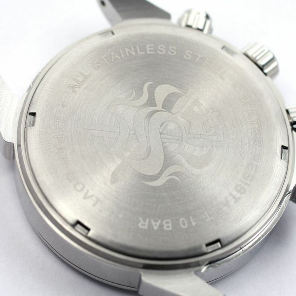 レザーブランドS'FACTORY クロノグラフ腕時計レザーベルト シャーク（サメ革）