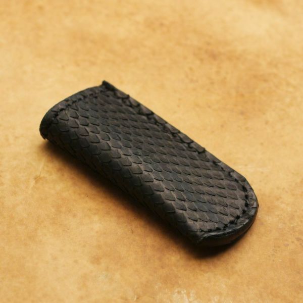 レザーブランドS'FACTORY ライターケース ブラックパイソン（ヘビ革）革小物 ライターカバー