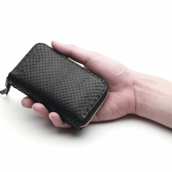レザーブランドS'FACTORY ラウンドファスナーコインケース ブラックパイソン（ヘビ革）革小物 ミニ財布
