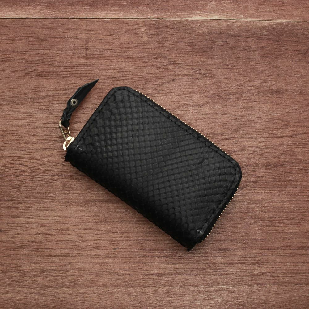 レザーブランドS'FACTORY ラウンドファスナーキーケース ブラックパイソン（ヘビ革） 革小物