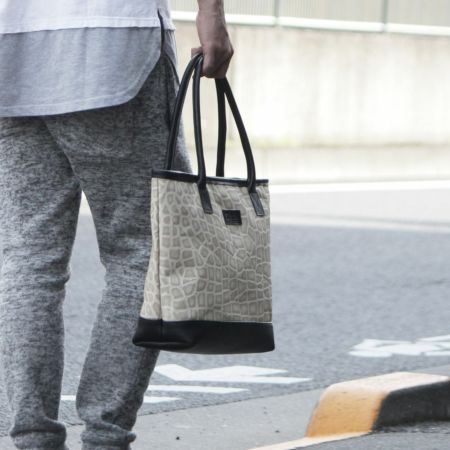 丸手トートバッグ 帆布 クロコダイル柄 アイボリー メンズ革小物通販 S Factory 丸手トートバッグ 帆布 クロコダイル柄 アイボリー メンズ革小物通販 S Factory