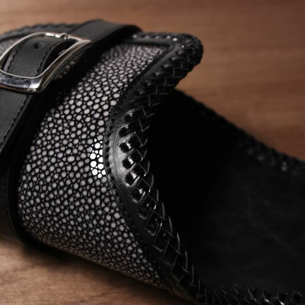 ウォレットホルダー,ウォレットケース,財布入れ,スティングレーレザー,エイ革,バイカー,バイク乗り,ライダース