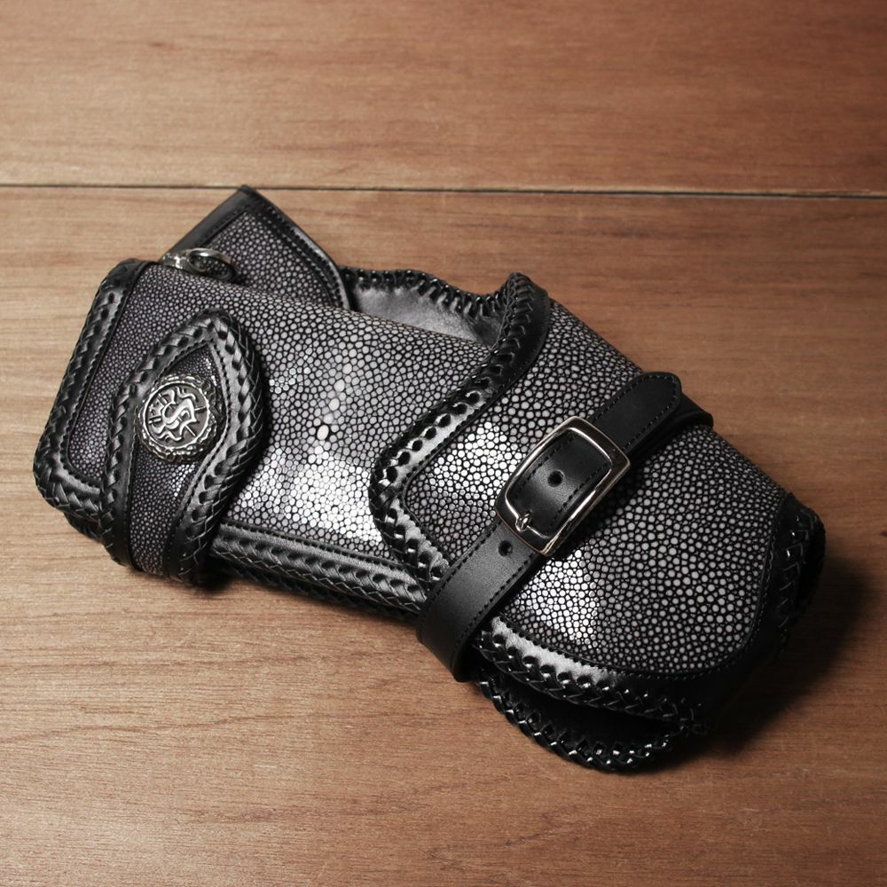 ウォレットホルダー,ウォレットケース,財布入れ,スティングレーレザー,エイ革,バイカー,バイク乗り,ライダース