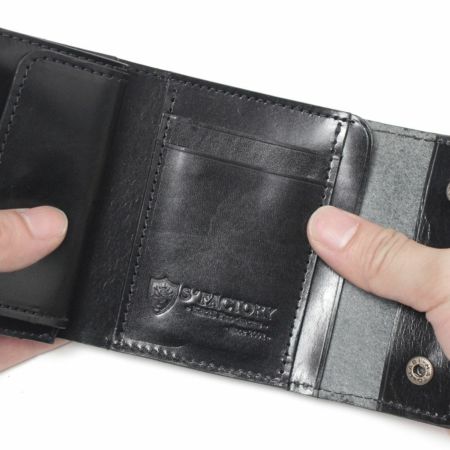 三つ折りミニウォレット ブラックパイソン（ヘビ革）│メンズ革小物