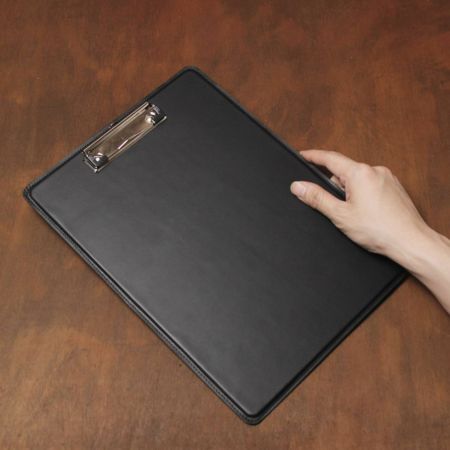 A4 シングル レザーバインダー ブラック（牛革）│メンズ革小物