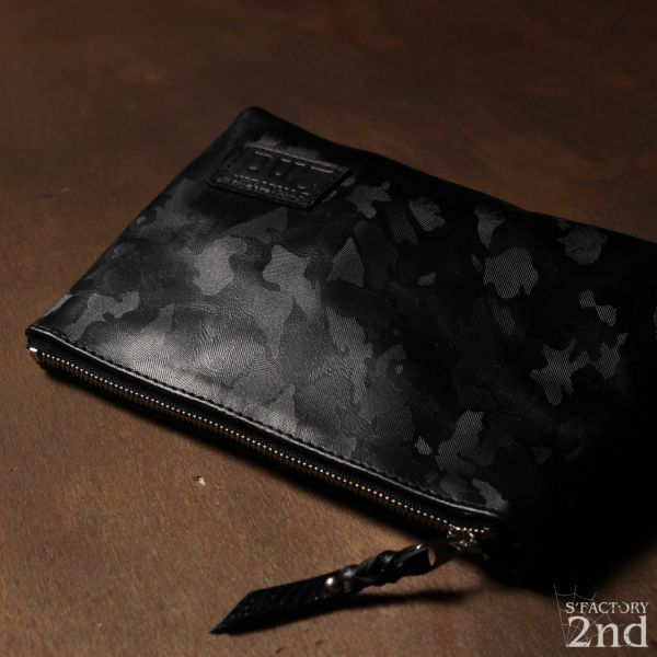 Lサイズポーチ ブラック カモフラ柄 カウレザー（牛革）